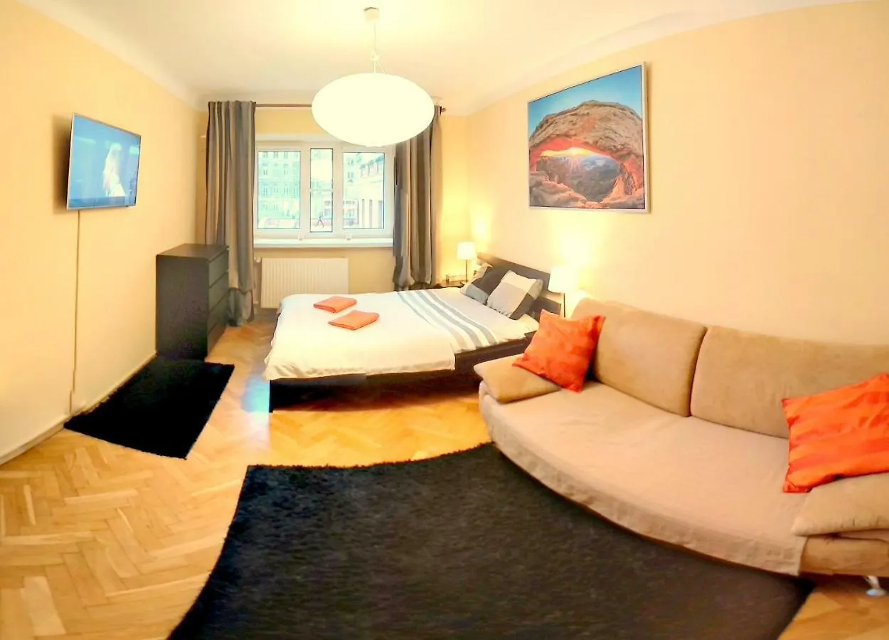 Studio Zelazna - Apartment Near Old Town Warsaw Poland